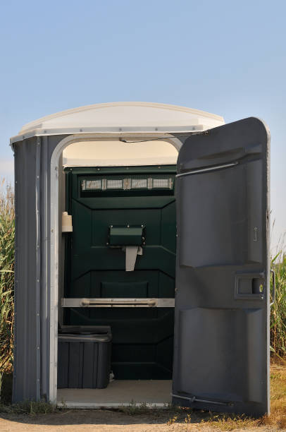 Portable Toilet Options We Offer in Grandview, WA